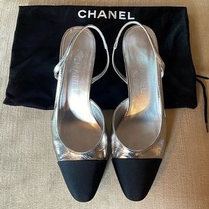 Rare chic Chanel sling back
